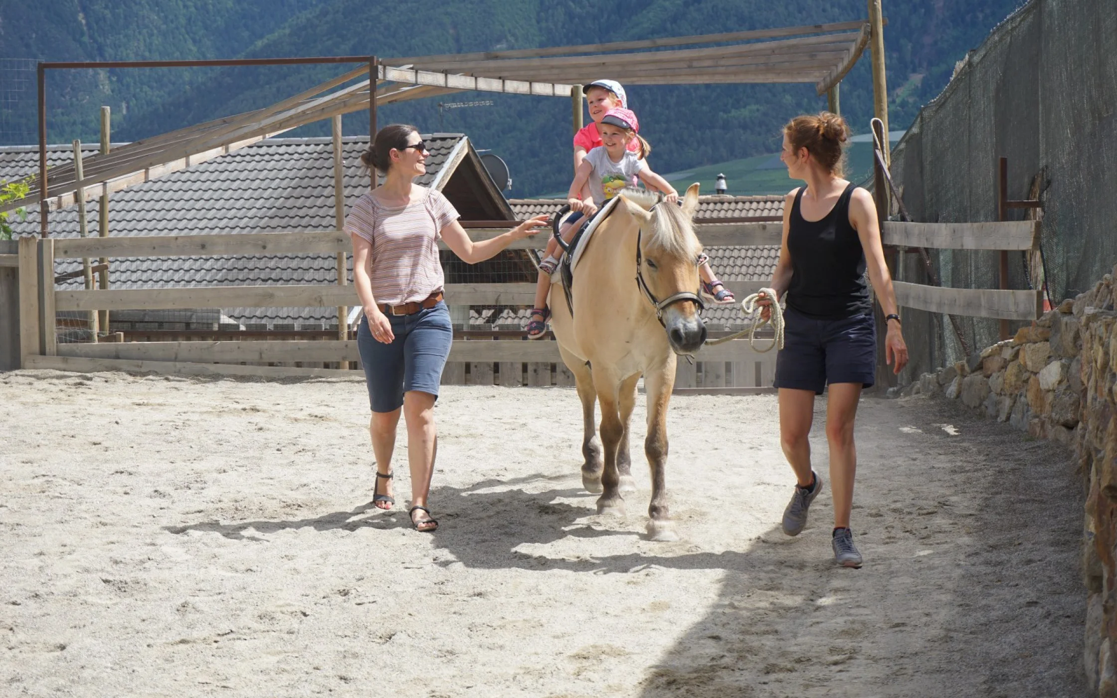 gefhrtes Reiten_1600x1067.JPG